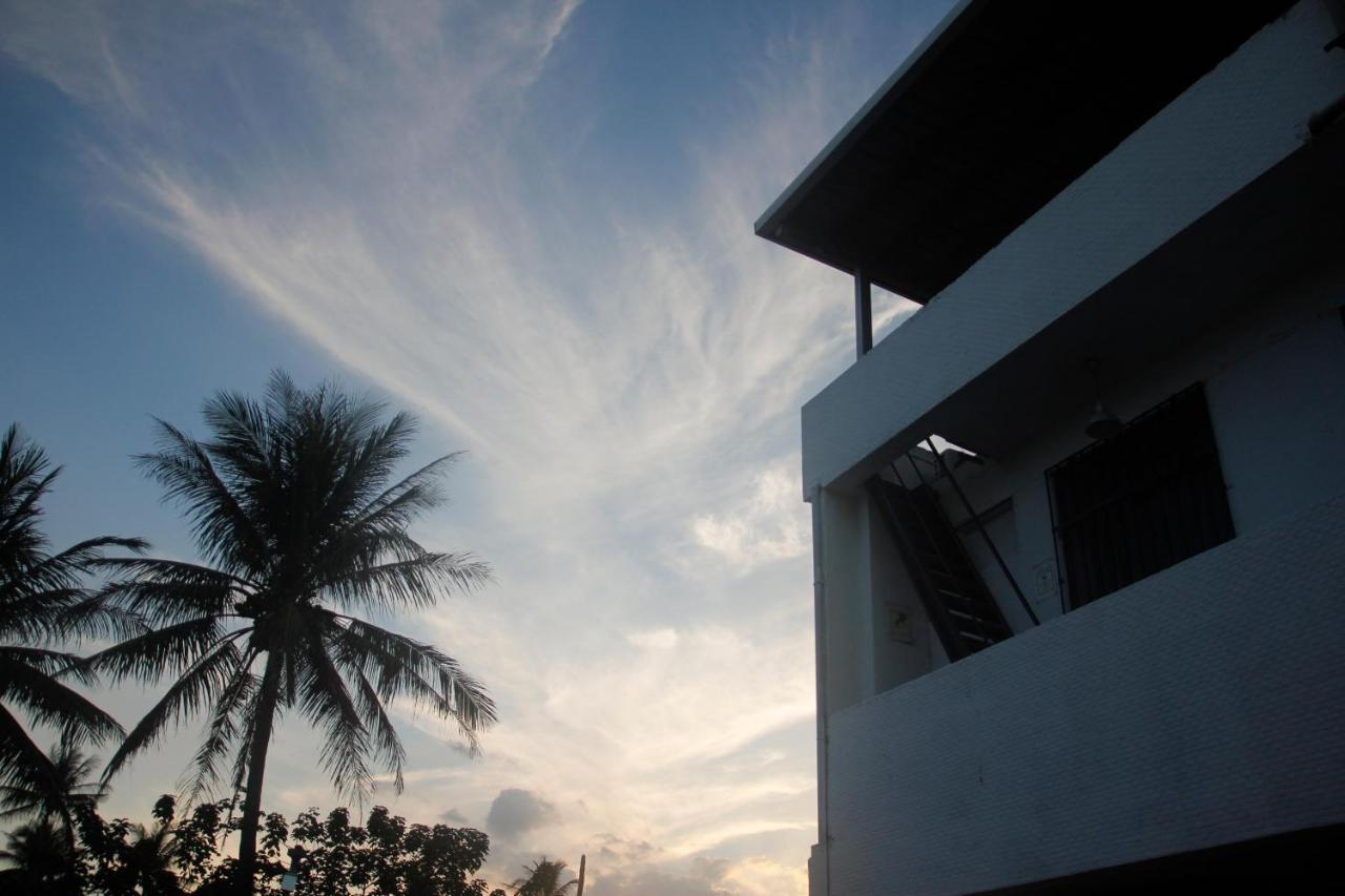 都蘭朋友家 Dulan Friends Hostel Donghe Esterno foto