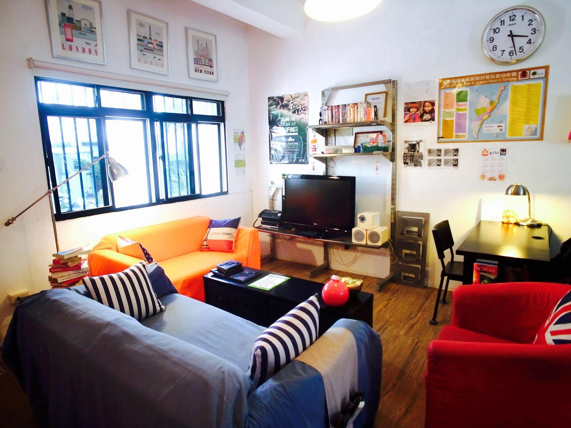 都蘭朋友家 Dulan Friends Hostel Donghe Esterno foto