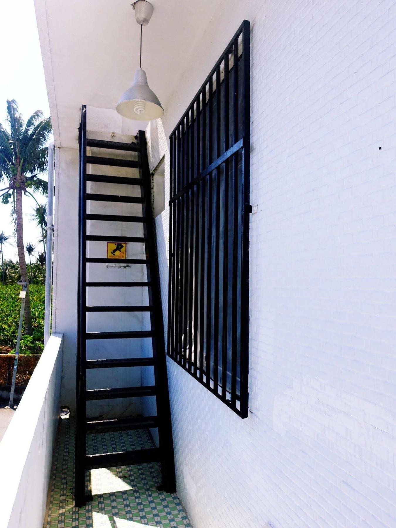 都蘭朋友家 Dulan Friends Hostel Donghe Esterno foto